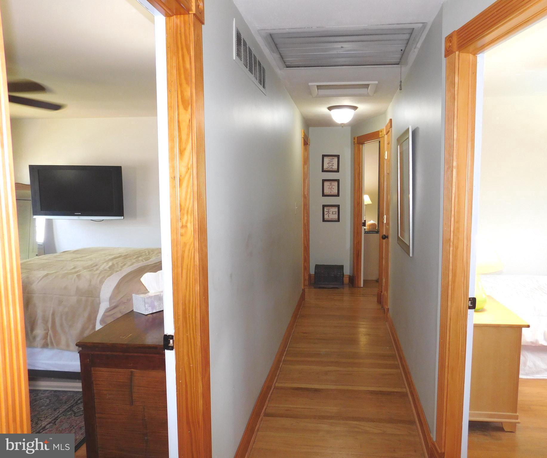 33 Champlain Road Marlton, NJ 08053 - Photo 24 of 45 Upstairs hallway