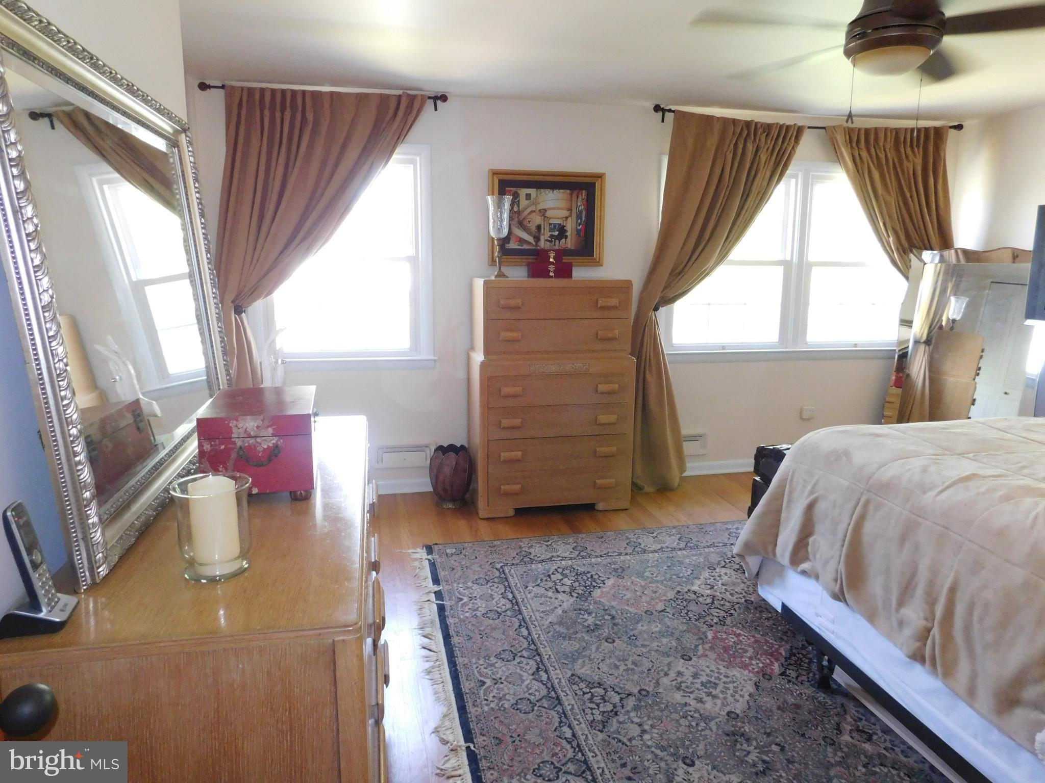 33 Champlain Road Marlton, NJ 08053 - Photo 27 of 45 Main bedroom with ceiling fan