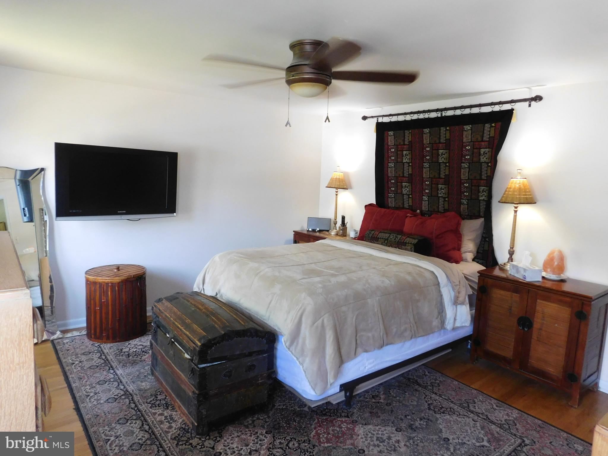 33 Champlain Road Marlton, NJ 08053 - Photo 28 of 45 Main bedroom with ceiling fan