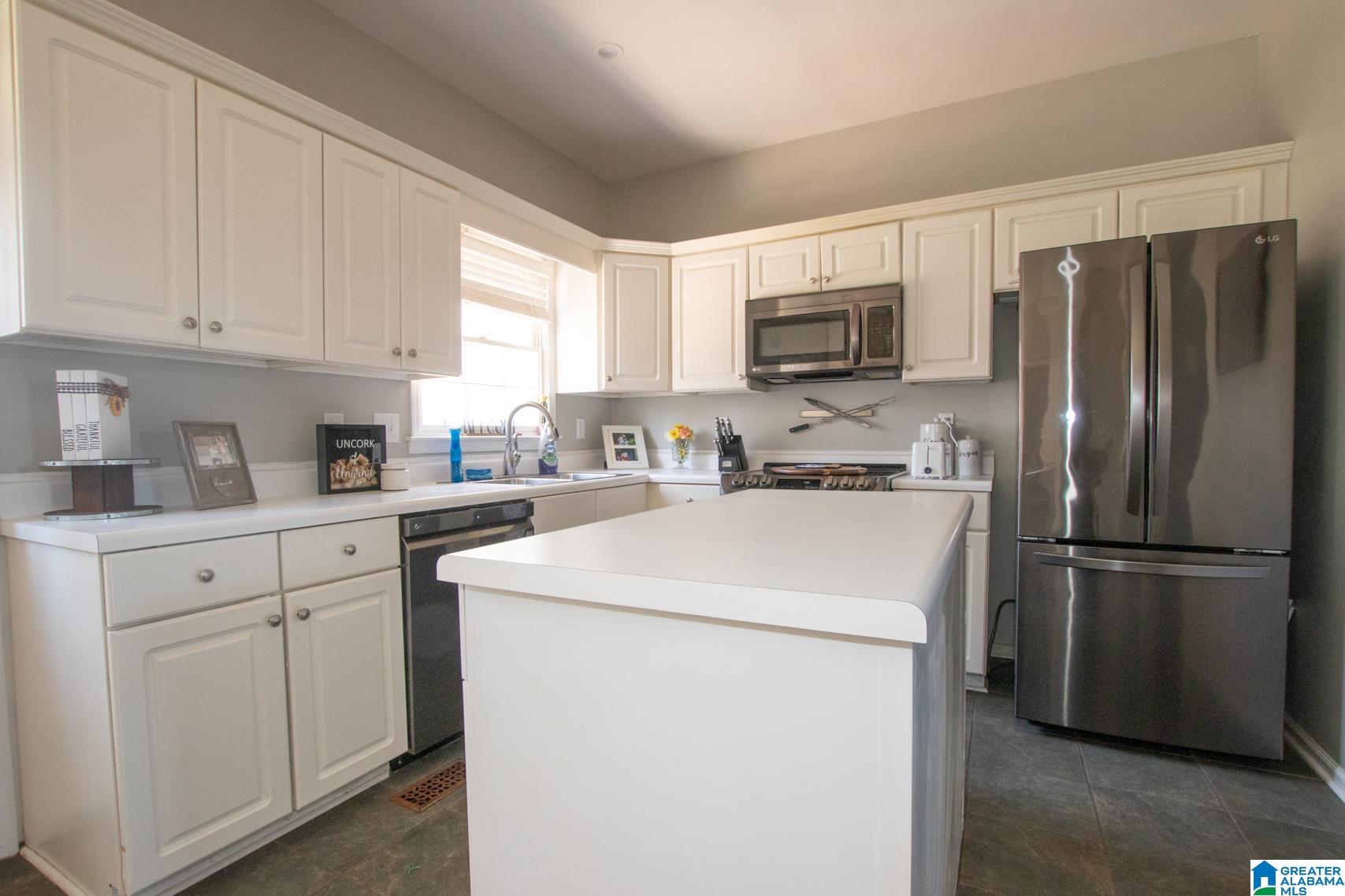 135 Grande View Lane Alabaster, AL 35114 - Photo 14 of 38 Gallery Image 14