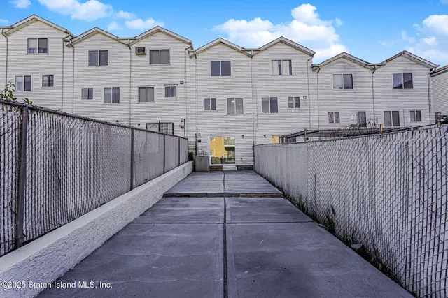 $788,888 | 23 Kansas Avenue | Rosebank