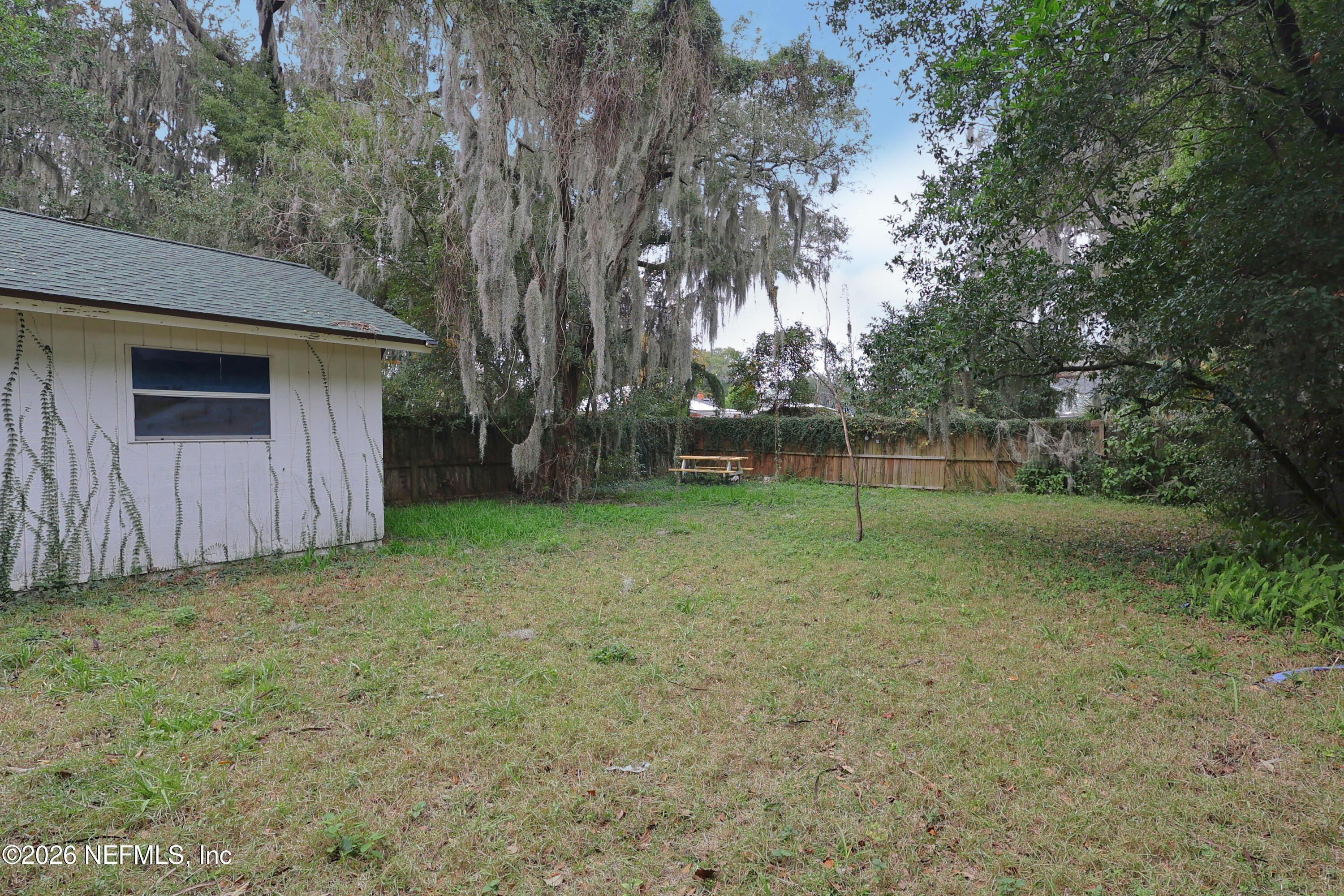 7448 Clinton Street Jacksonville, FL 32208 - Photo 41 of 43 back yard