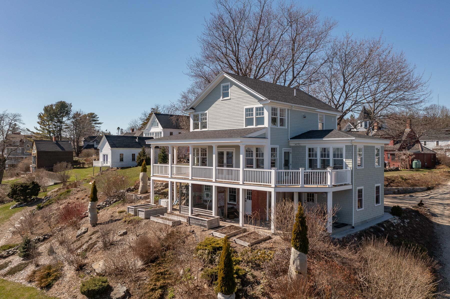 118 Pepperrell Rd