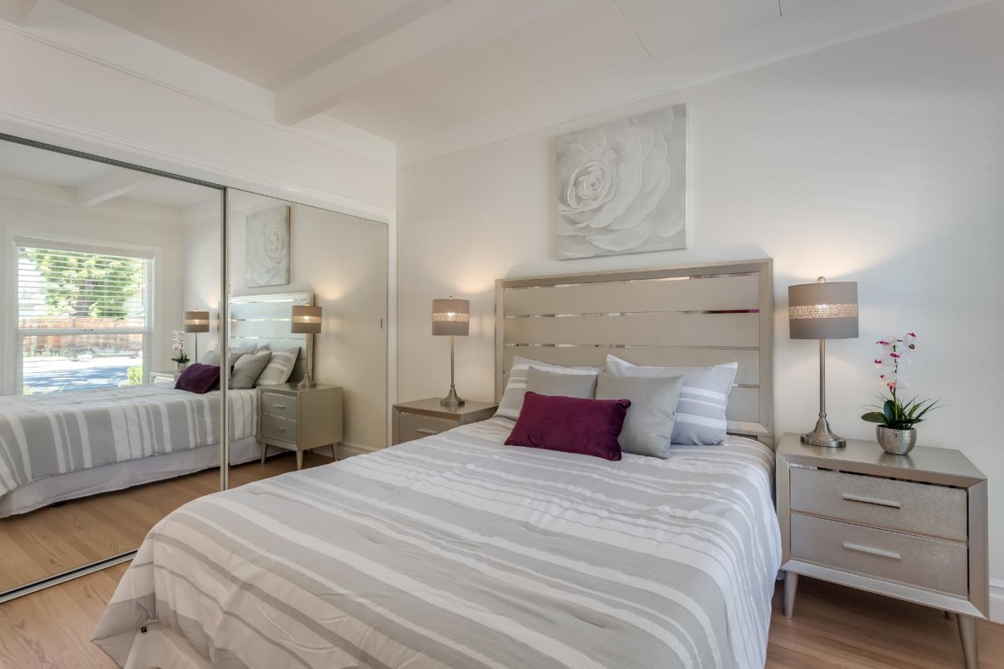 3901 Middlefield Road, Unit H Palo Alto, CA 94303 - Photo 14 of 22 Gallery Image 14