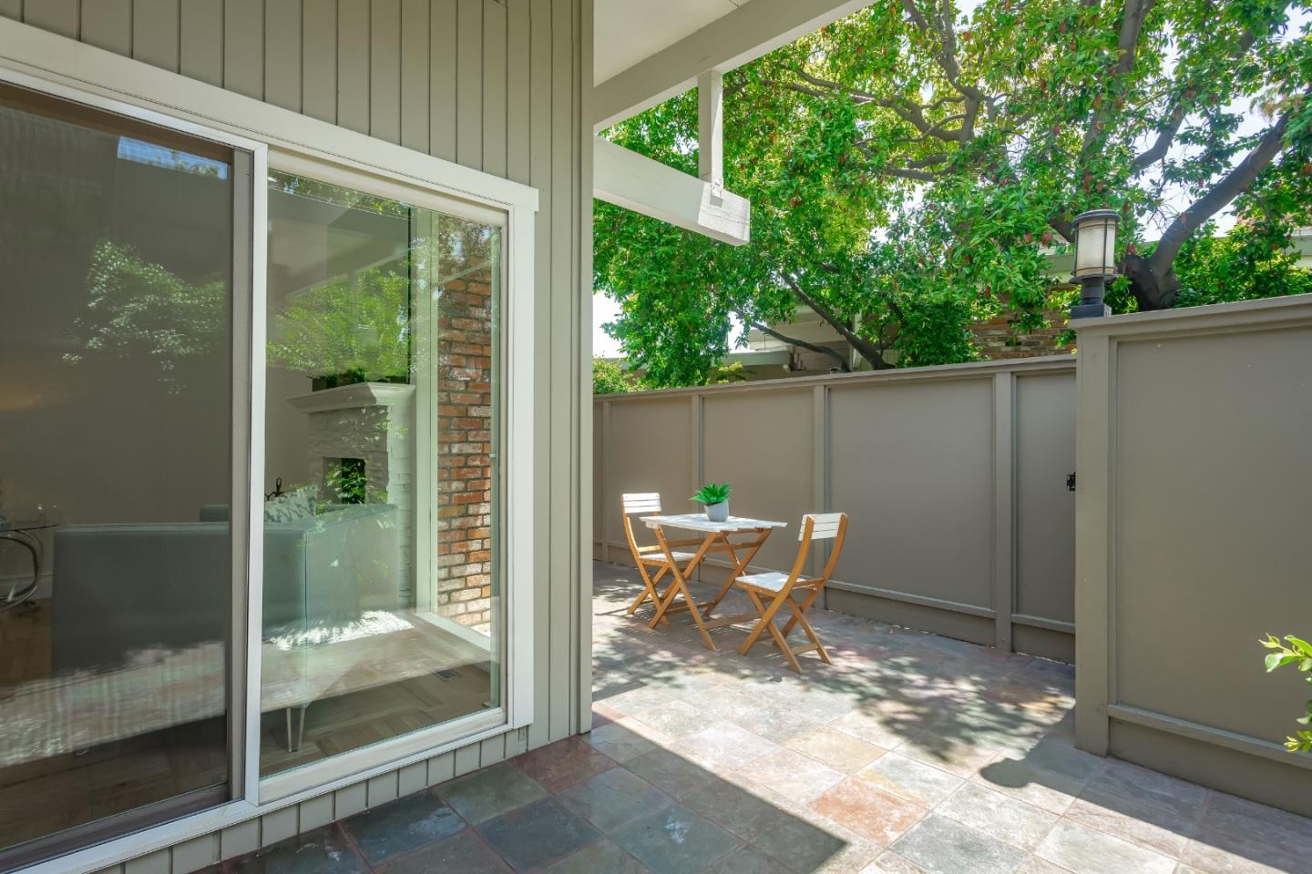 3901 Middlefield Road, Unit H Palo Alto, CA 94303 - Photo 18 of 22 Gallery Image 18