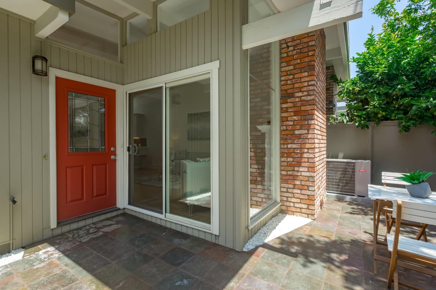 3901 Middlefield Road, Unit H Palo Alto, CA 94303 - Photo 19 of 22 Gallery Image 19