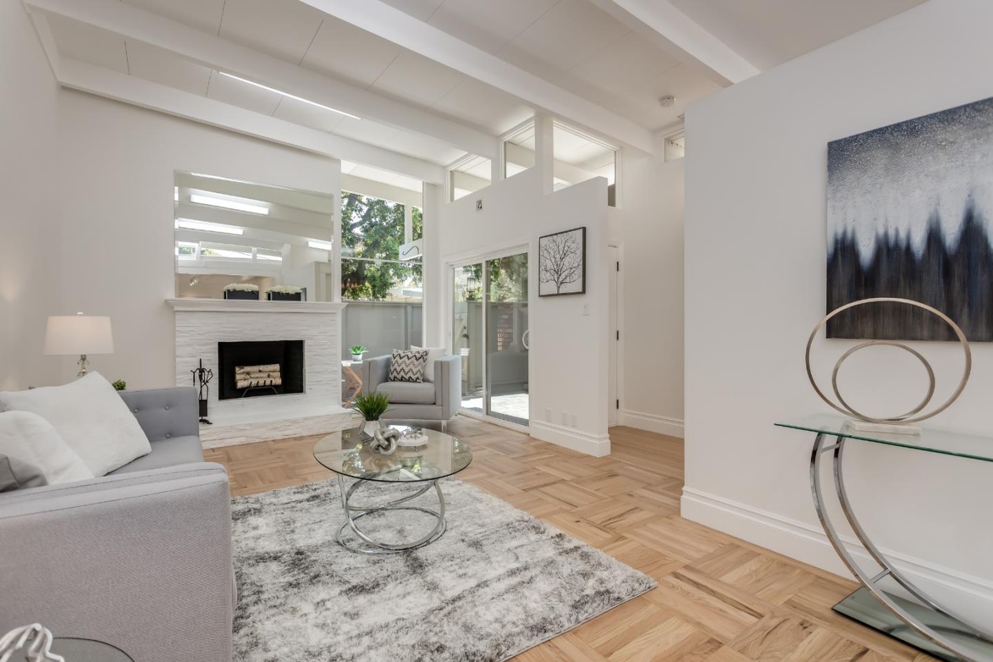 3901 Middlefield Road, Unit H Palo Alto, CA 94303 - Photo 4 of 22 Gallery Image 4
