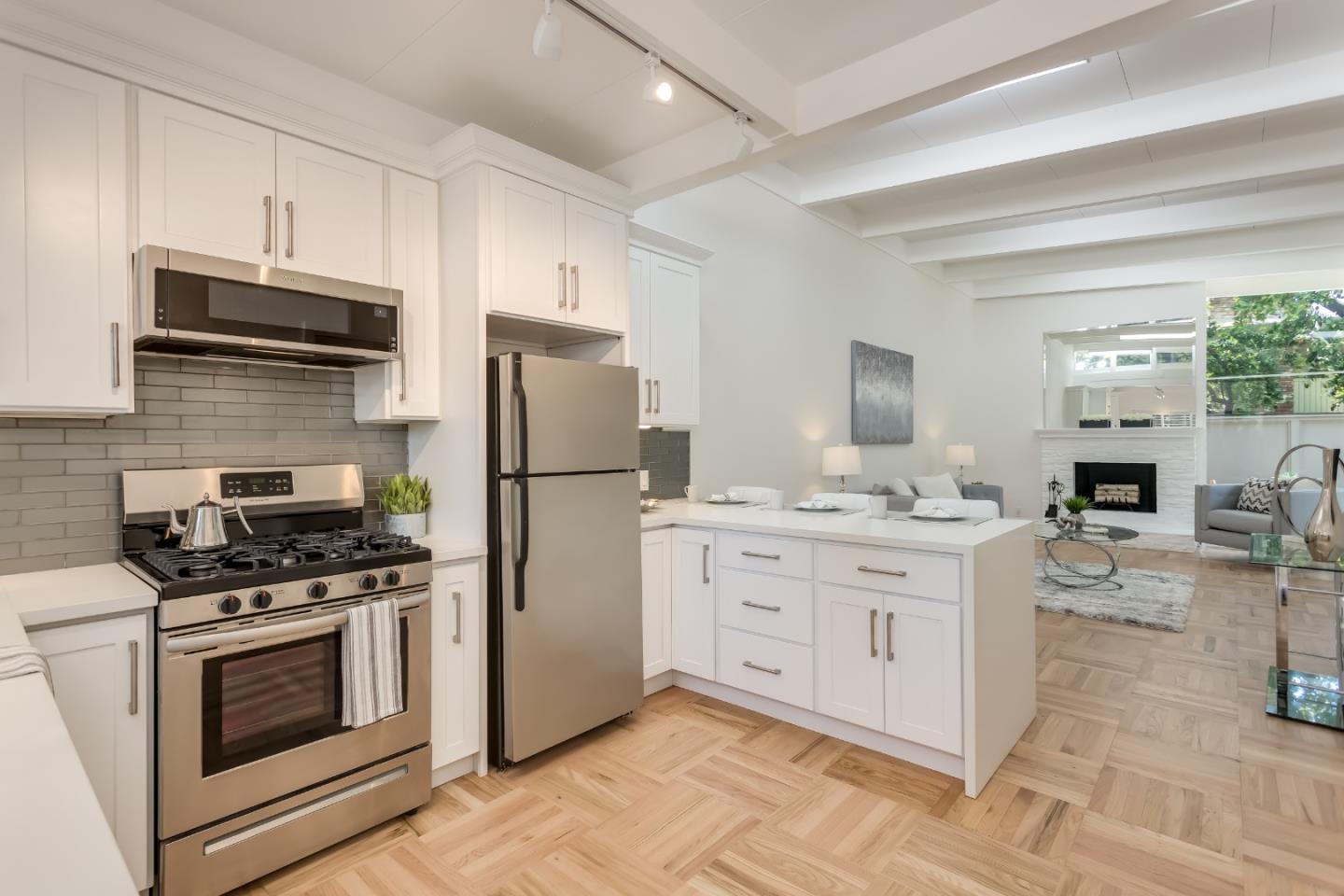 3901 Middlefield Road, Unit H Palo Alto, CA 94303 - Photo 9 of 22 Gallery Image 9