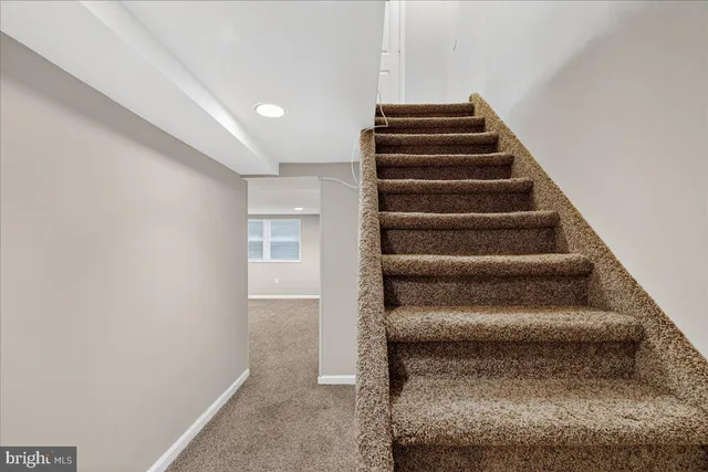 $359,900 | 9865 Garvey Drive, Philadelphia, PA 19114