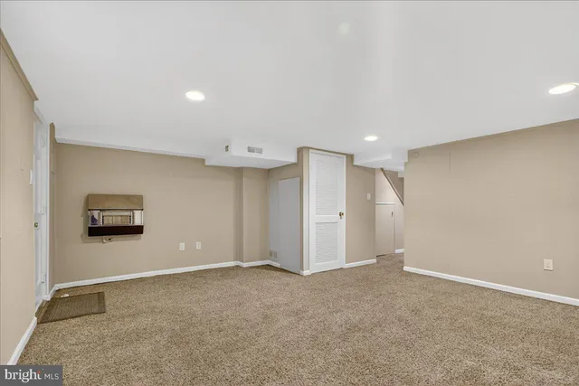 $359,900 | 9865 Garvey Drive, Philadelphia, PA 19114