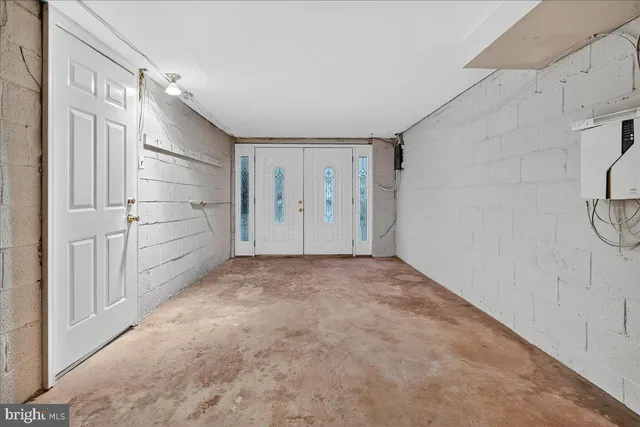 $359,900 | 9865 Garvey Drive, Philadelphia, PA 19114