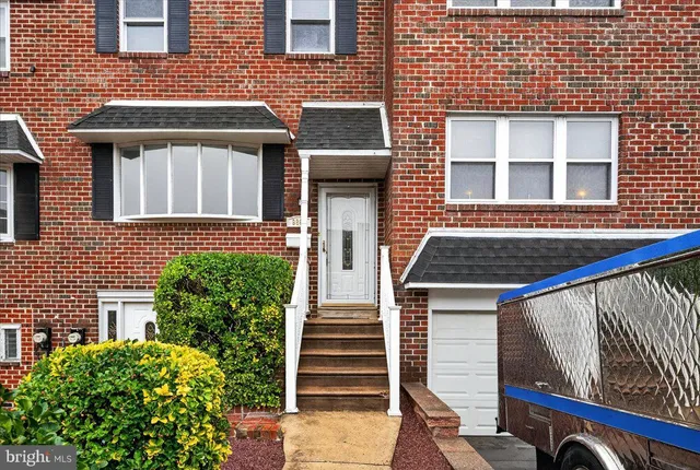$359,900 | 9865 Garvey Drive, Philadelphia, PA 19114