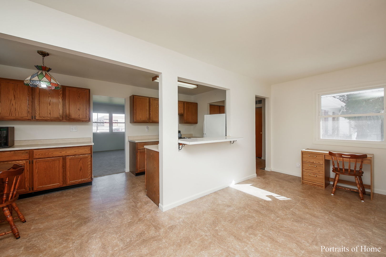 220 North Pinecrest Road Bolingbrook, IL 60440 - Photo 7 of 15