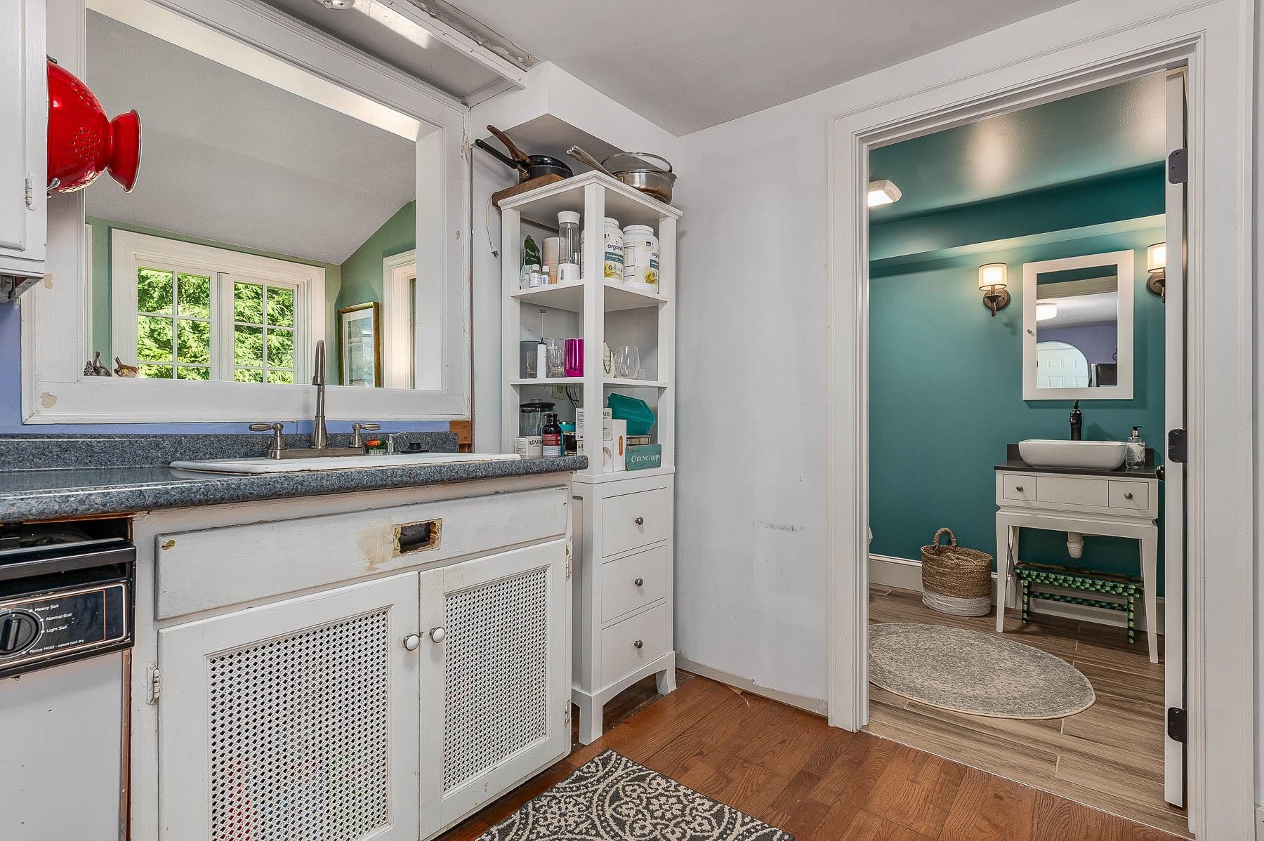 51 Pinehurst Road Portsmouth, NH 03801 - Photo 12 of 46