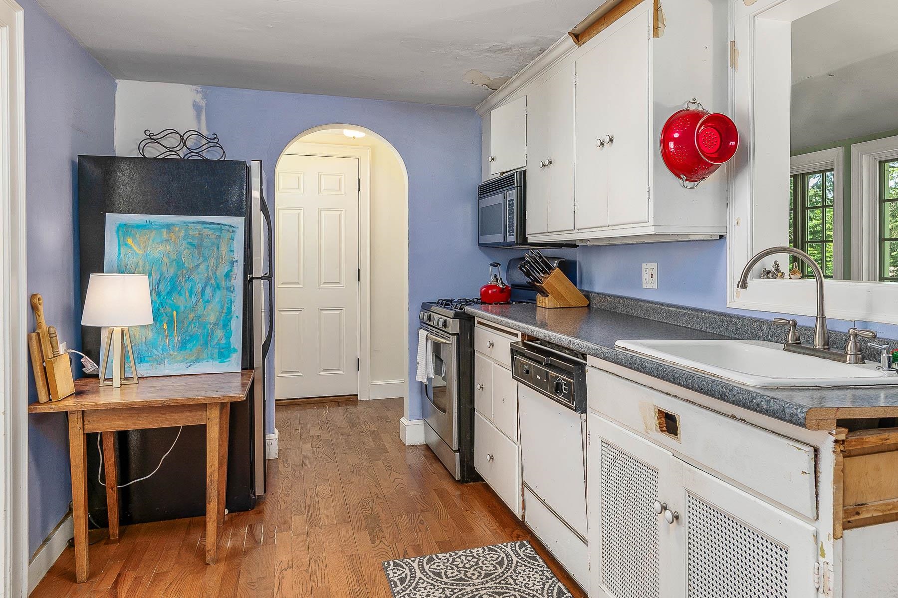 51 Pinehurst Road Portsmouth, NH 03801 - Photo 14 of 46