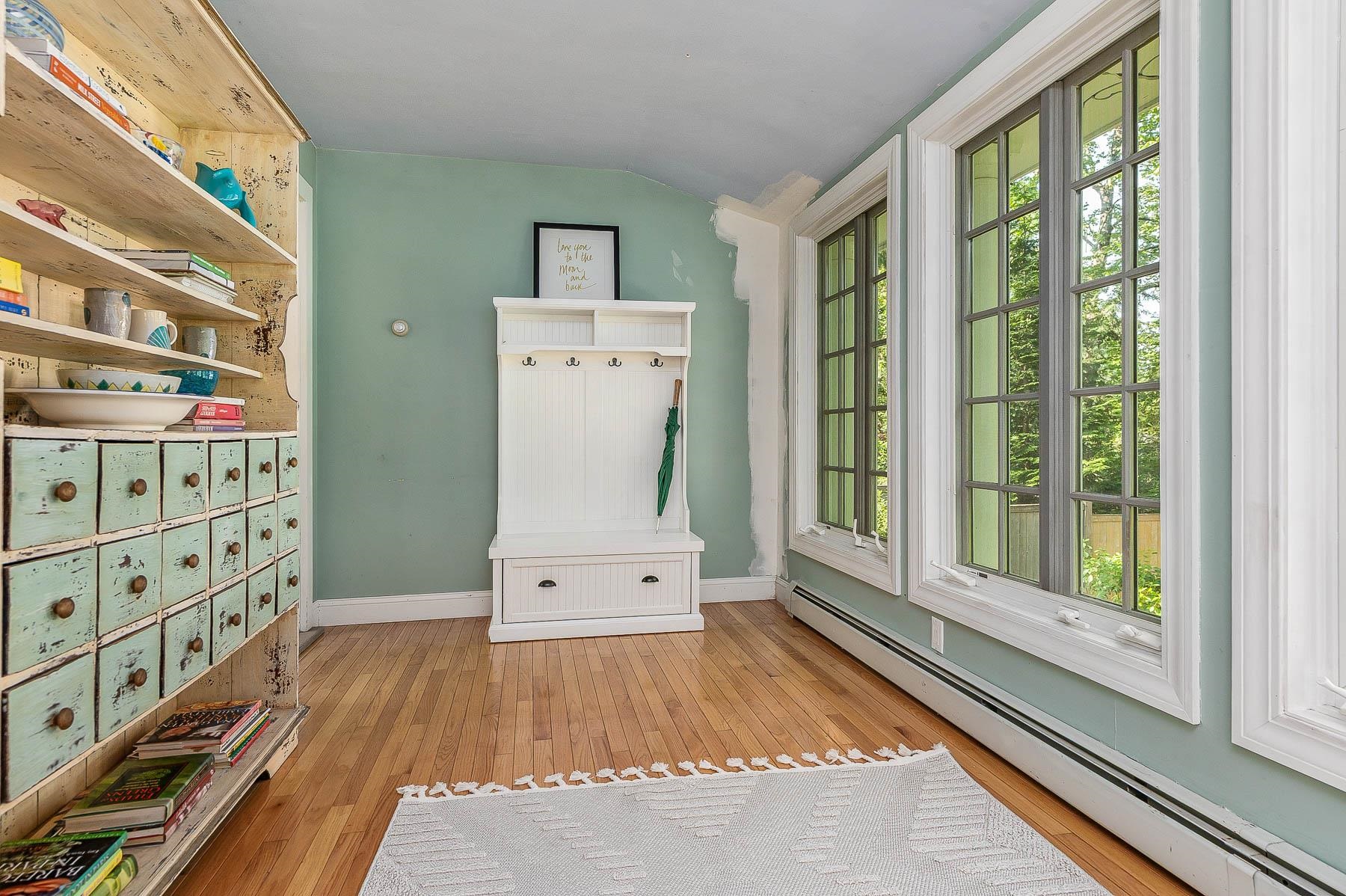 51 Pinehurst Road Portsmouth, NH 03801 - Photo 15 of 46