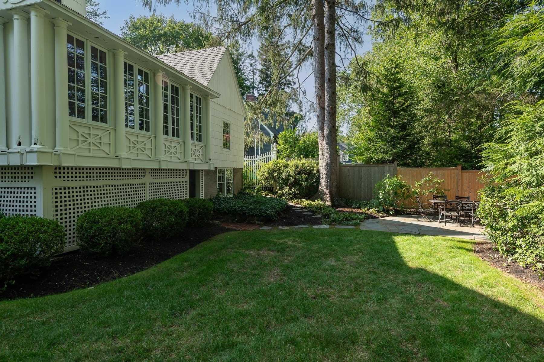 51 Pinehurst Road Portsmouth, NH 03801 - Photo 33 of 46