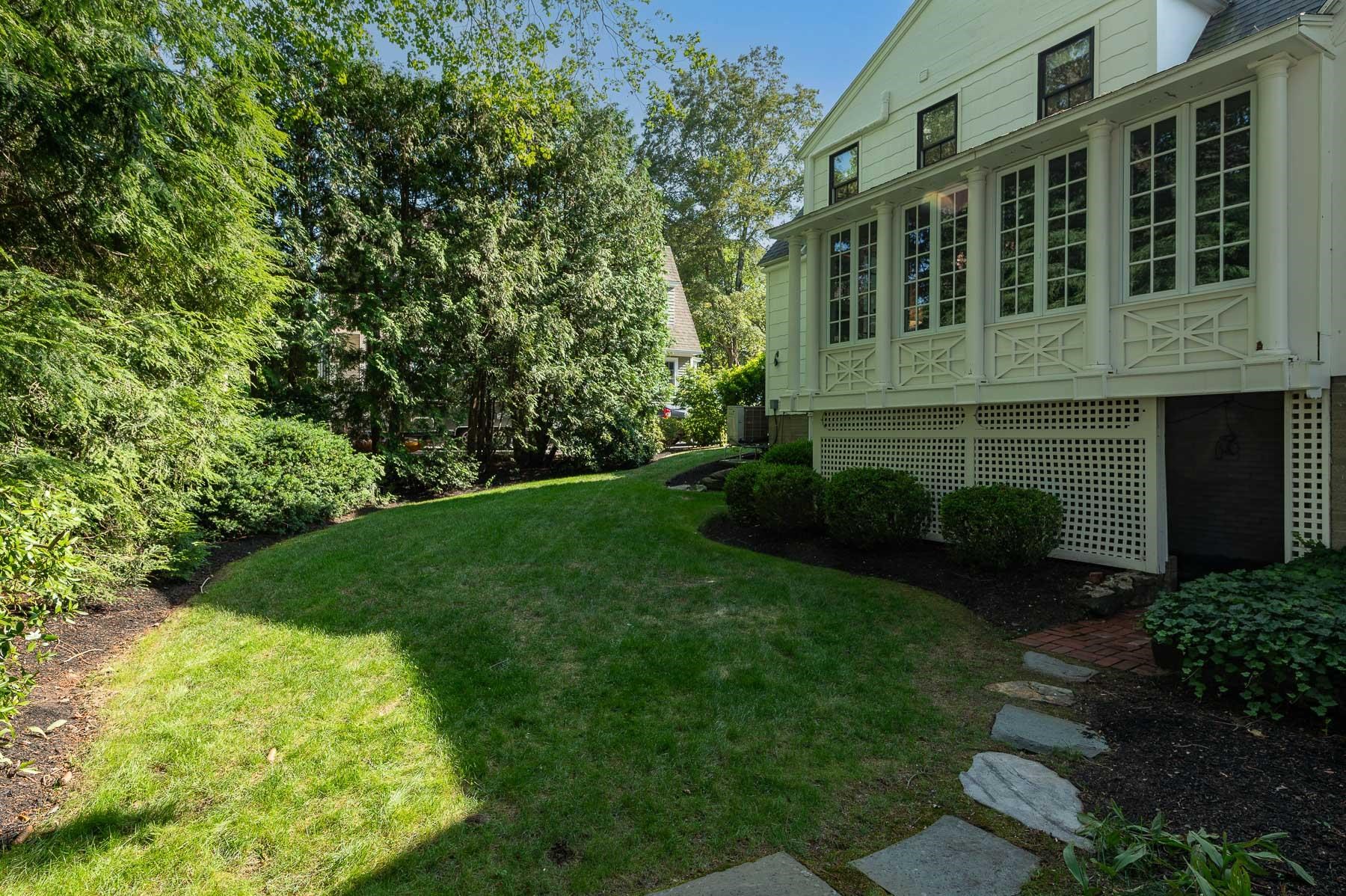 51 Pinehurst Road Portsmouth, NH 03801 - Photo 34 of 46