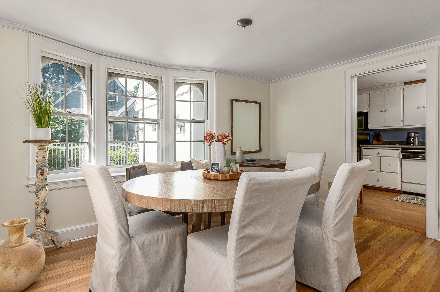 51 Pinehurst Road Portsmouth, NH 03801 - Photo 8 of 46