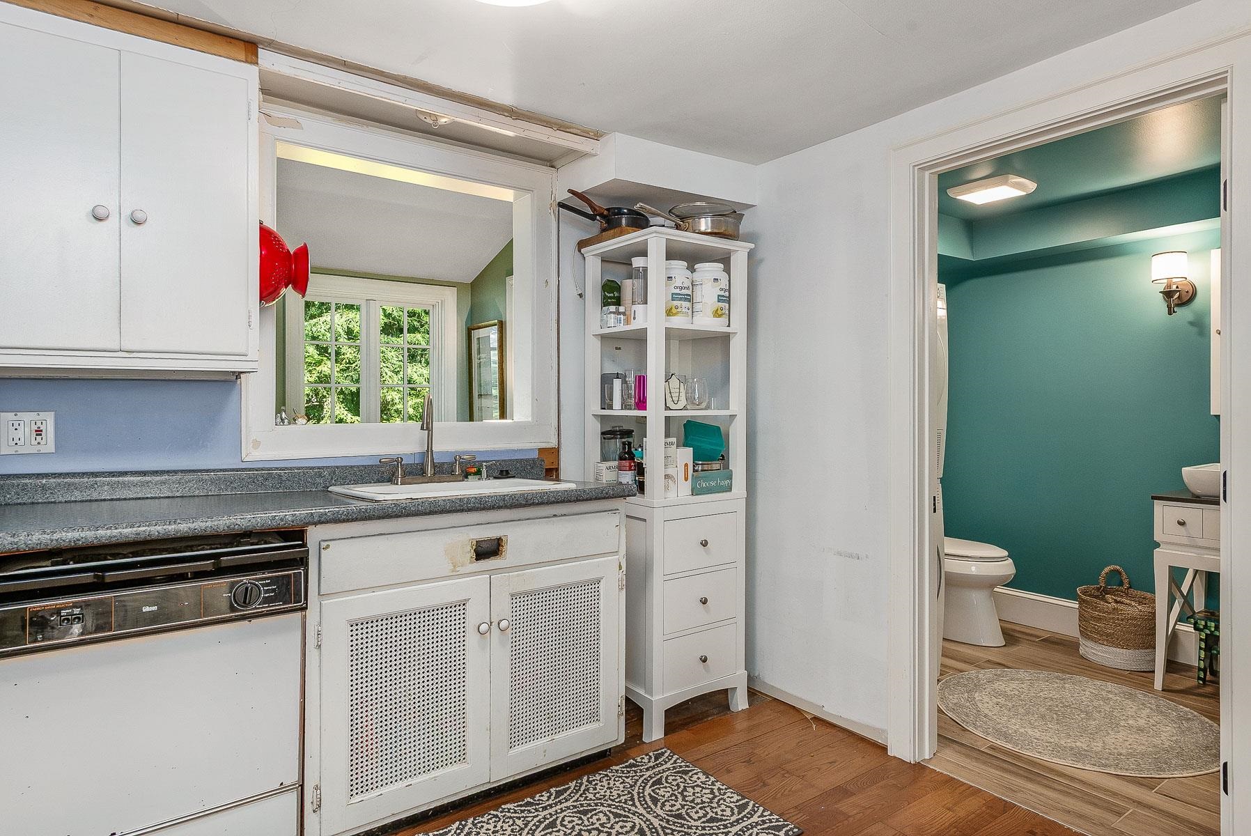 51 Pinehurst Road Portsmouth, NH 03801 - Photo 10 of 46