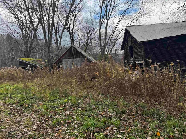 $375,000 | 452 Syndicate Road, Pittsford, VT 05733