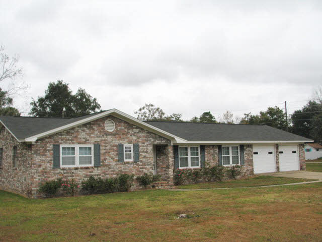 402 West Fig Avenue Foley, AL 36535 - Photo 1 of 1