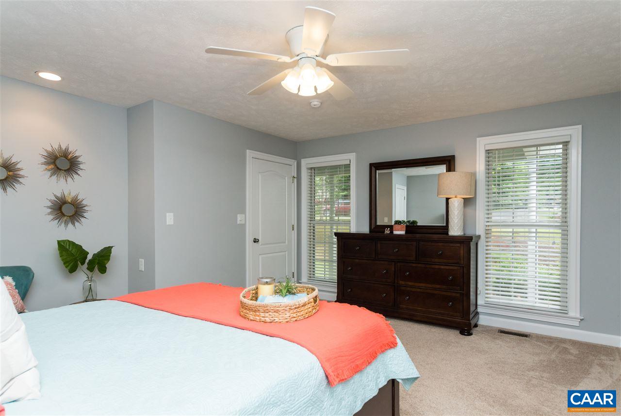 81 Riverside Drive Palmyra, VA 22963 - Photo 17 of 28 Two large windows for lots of natural light!