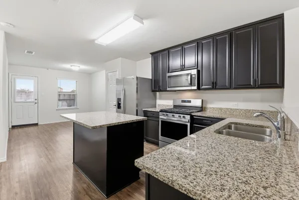 $1,800 | 17814 Ryegrass Trail, Hockley, TX 77447