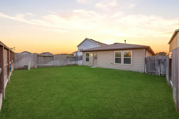 $1,800 | 17814 Ryegrass Trail, Hockley, TX 77447