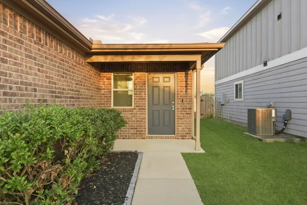 $1,800 | 17814 Ryegrass Trail, Hockley, TX 77447