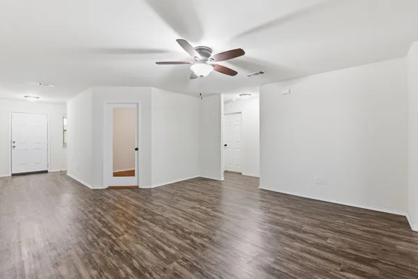 $1,800 | 17814 Ryegrass Trail, Hockley, TX 77447