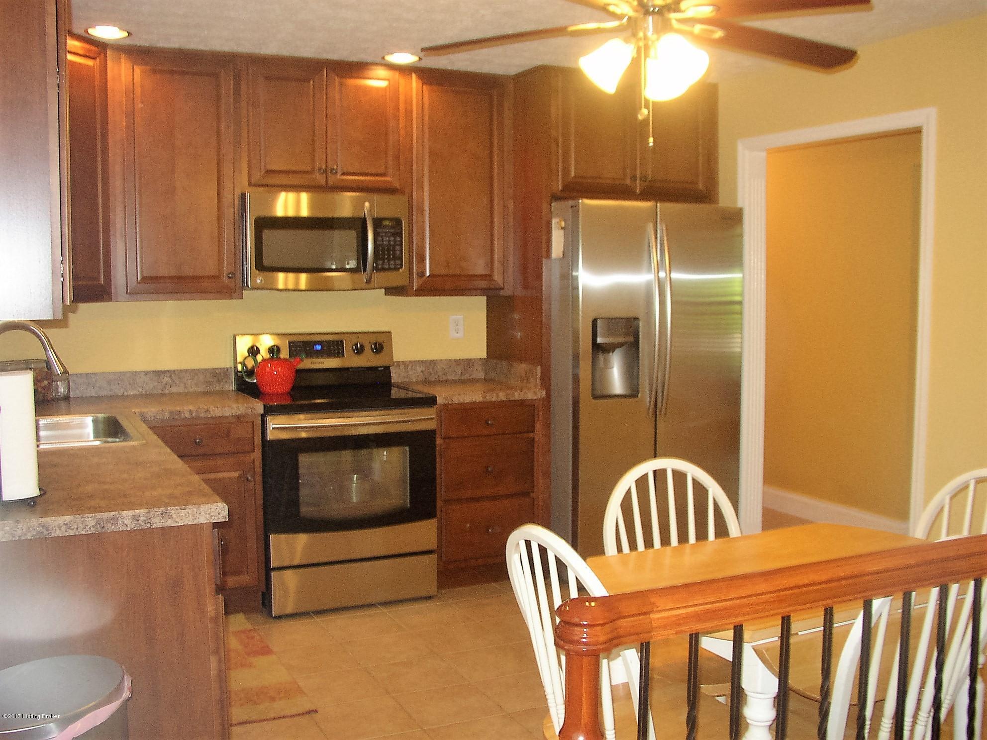8900 Collingwood Road Louisville, KY 40299 - Photo 9 of 34 P1010658