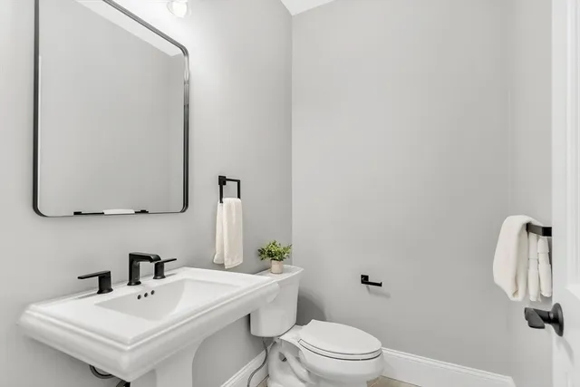 $3,650,000 | 18 Heritage Drive, Lexington, MA 02420