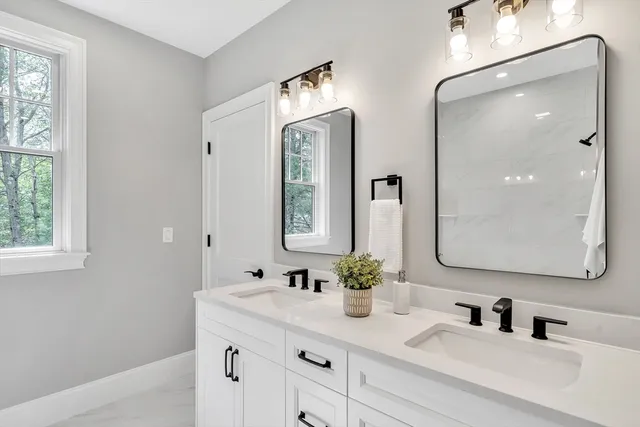 $3,650,000 | 18 Heritage Drive, Lexington, MA 02420