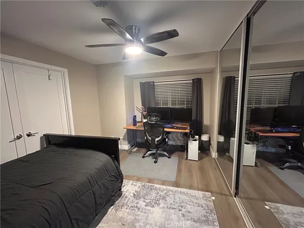 $1,800 | 155 Greenfield, Irvine, CA 92614