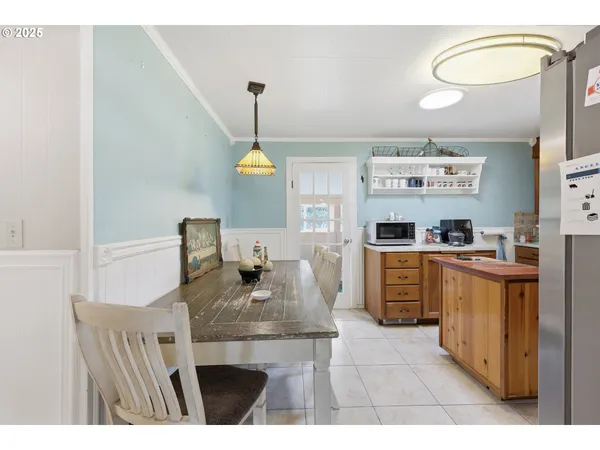 $370,000 | 80107 Pioneer Street, Tygh Valley, OR 97063