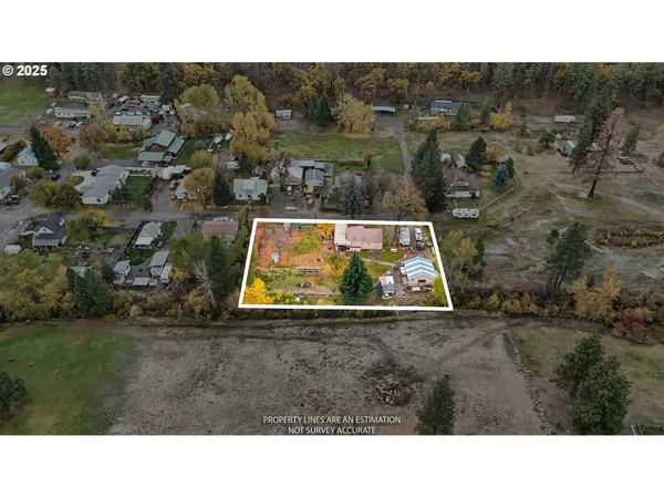 $370,000 | 80107 Pioneer Street, Tygh Valley, OR 97063