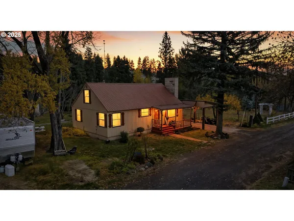 $370,000 | 80107 Pioneer Street, Tygh Valley, OR 97063