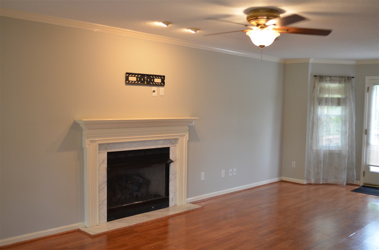 218 East Autumn Ridge Road Moore, SC 29369 - Photo 2 of 26 Gallery Image 2