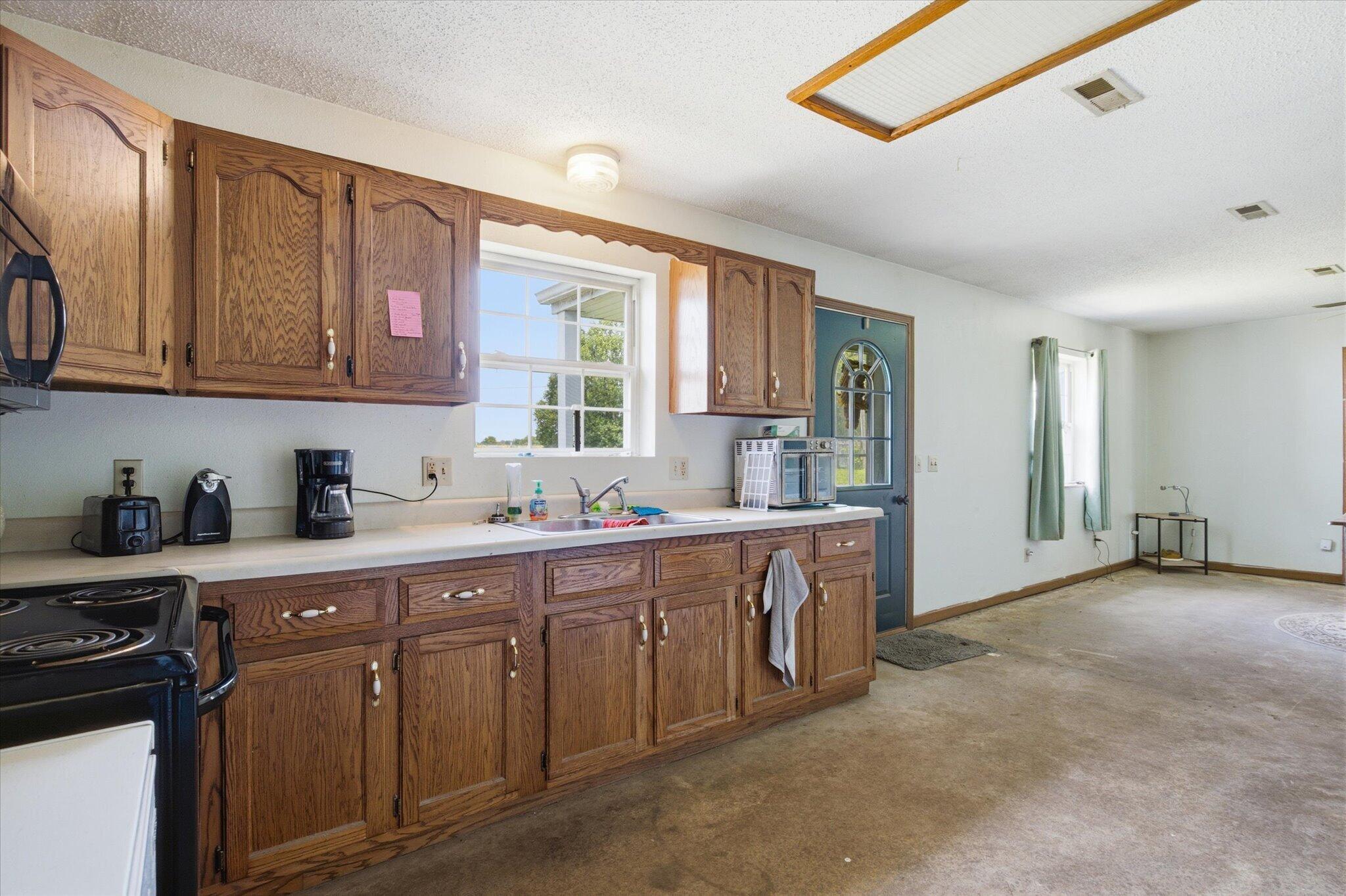 204 Westwind Road Elkland, MO 65644 - Photo 9 of 26 15-IMG_1753