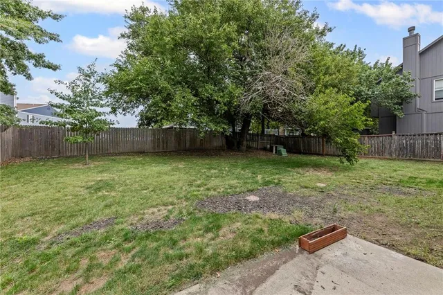 $450,000 | 18504 West 153rd Terrace, Olathe, KS 66062