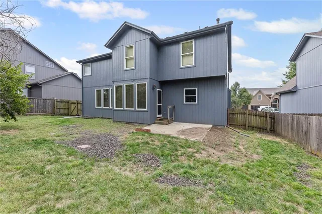 $450,000 | 18504 West 153rd Terrace, Olathe, KS 66062