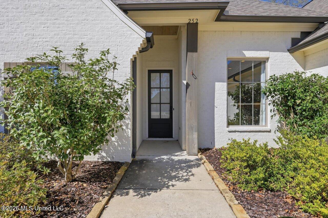 252 Buckhead Drive Madison, MS 39110 - Photo 3 of 41 03-252 Bulkhead Dr _ Home Tours MS