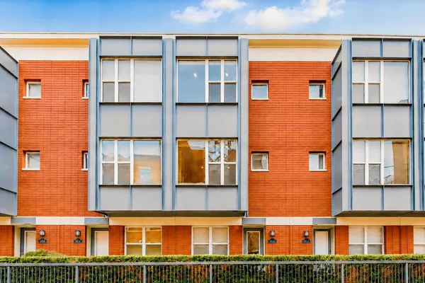 $5,800 | 16 South Aberdeen Street, Chicago, IL 60607