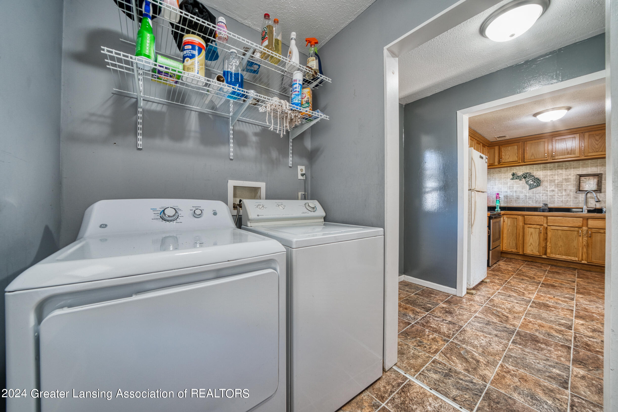 600 Sawyer Road Lansing, MI 48911 - Photo 12 of 19 Laundry Room