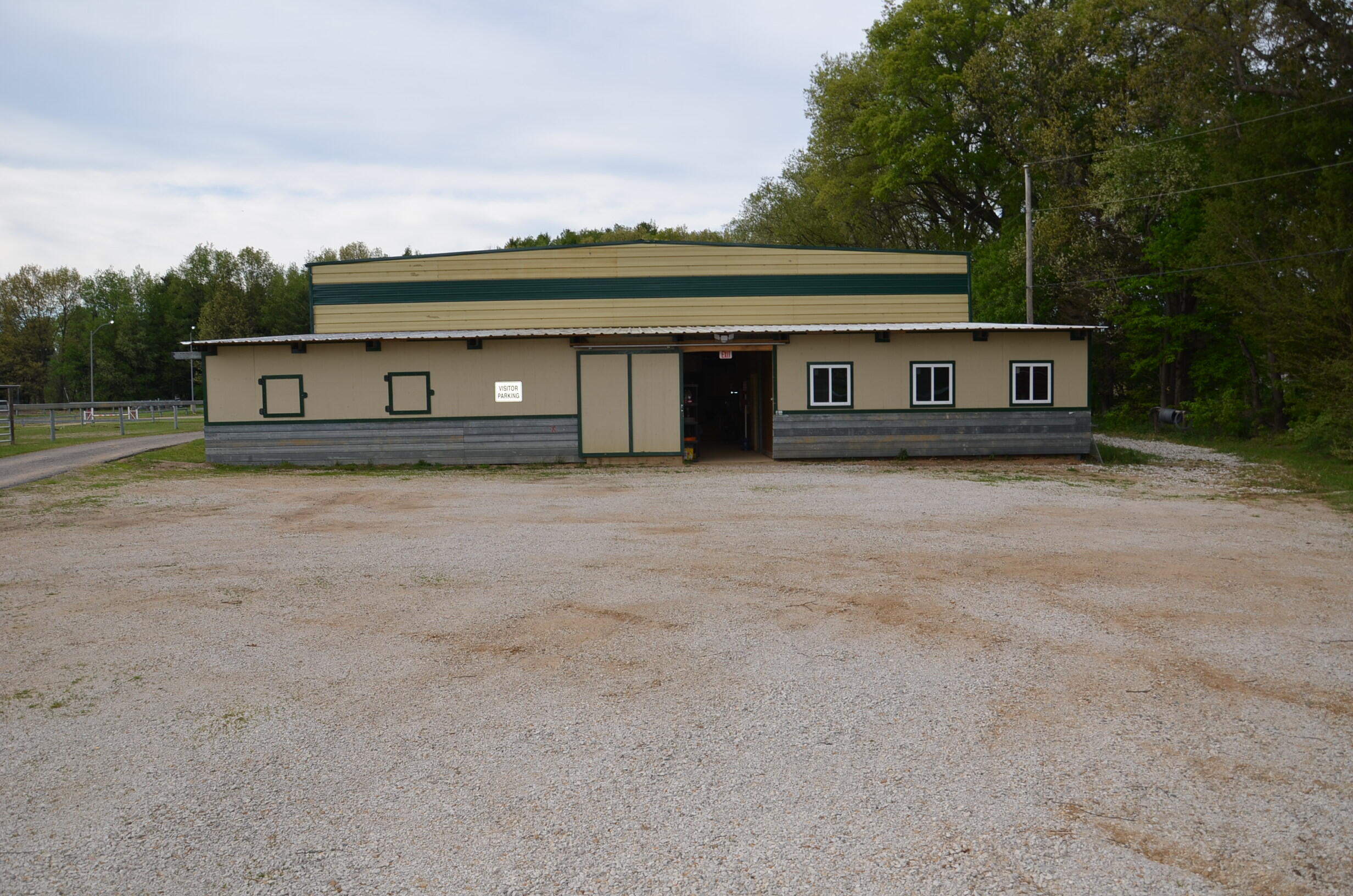 11475 Gorsline Road Battle Creek, MI 49014 - Photo 35 of 72 Front View of Primary Stables and Arena