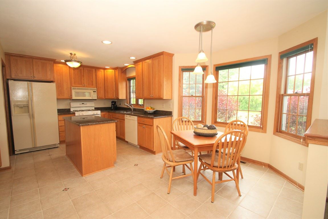 1225 Revere Ridge Road Rockford, IL 61108 - Photo 8 of 23 Gallery Image 8
