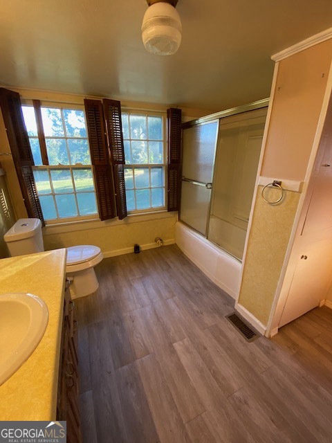 252 Edwards Street Elberton, GA 30635 - Photo 42 of 43 a view of an empty room with a window