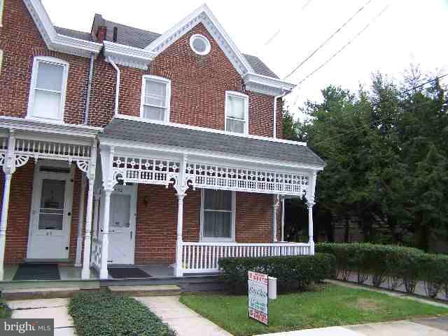 32 East Ridge Street Carlisle, PA 17013 - Photo 1 of 6 Gallery Image 1