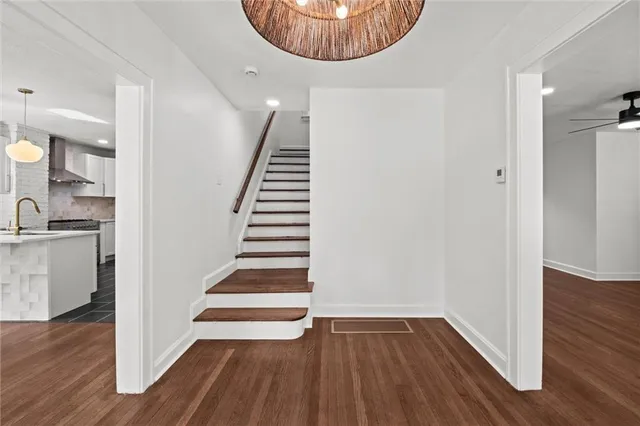 $1,215,000 | 426 West 57th Street, Kansas City, MO 64113